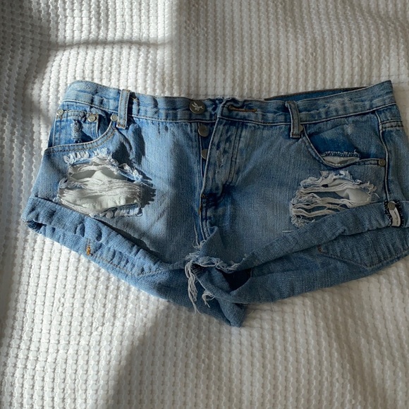 One teaspoon denim shorts - Picture 1 of 3